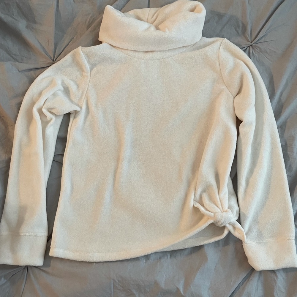 Old navy girl’s polar fleece sweater